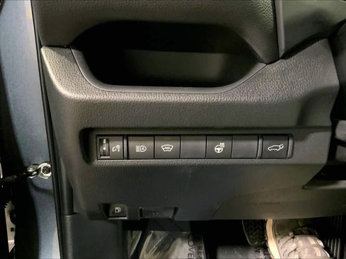 Certified 2023 Toyota RAV4 XLE w/ Convenience Package AWD/4WD image 35