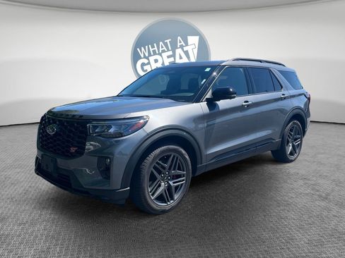 Used 2025 Ford Explorer ST w/ Sun And Sound Package AWD/4WD image 8