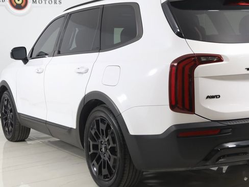 Used 2022 Kia Telluride SX w/ SX Prestige Package image 28