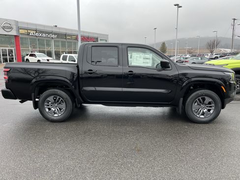 New 2026 Nissan Frontier SV w/ SV Convenience Package image 2