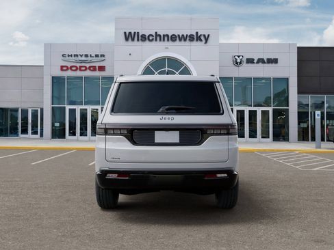 New 2026 Jeep Grand Wagoneer Summit AWD/4WD image 7