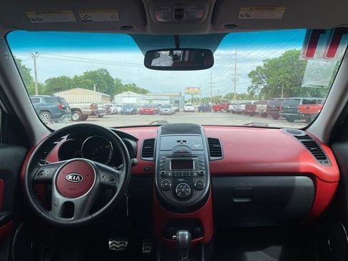 Used 2011 Kia Soul Sport FWD image 10