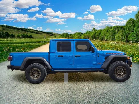 Used 2023 Jeep Gladiator Mojave w/ Trailer Tow Package AWD/4WD image 7
