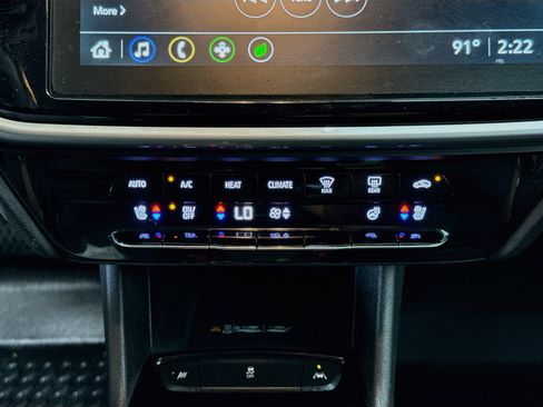 Used 2023 Chevrolet Bolt EUV LT w/ Convenience Package FWD image 23