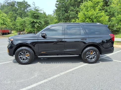 Used 2026 Ford Expedition Tremor AWD/4WD image 8