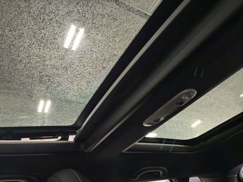 Used 2020 MINI Cooper 4-Door Hardtop image 9