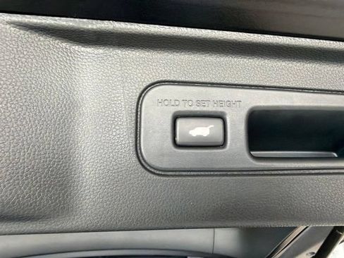 Used 2023 Honda Pilot Touring image 20