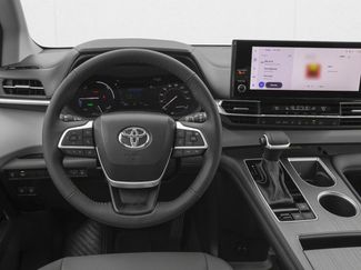 New 2026 Toyota Sienna XLE FWD video 4