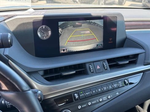 Used 2021 Lexus ES 300h w/ Premium Package FWD image 26