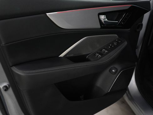 Used 2023 Acura MDX SH-AWD w/ Technology Package image 25