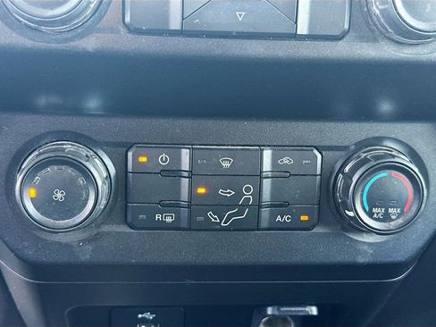 Used 2019 Ford F250 XLT w/ XLT Value Package image 16