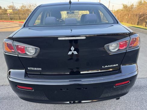 Used 2011 Mitsubishi Lancer ES image 6