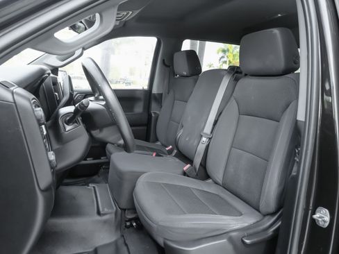 Used 2020 Chevrolet Silverado 1500 Custom Trail Boss AWD/4WD image 17