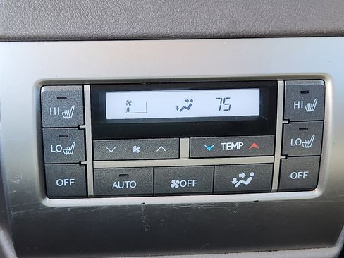 Used 2015 Lexus GX 460 image 11