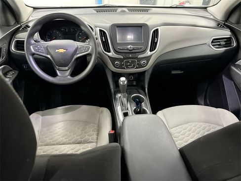 Used 2018 Chevrolet Equinox LS w/ LPO, Cargo Package image 10