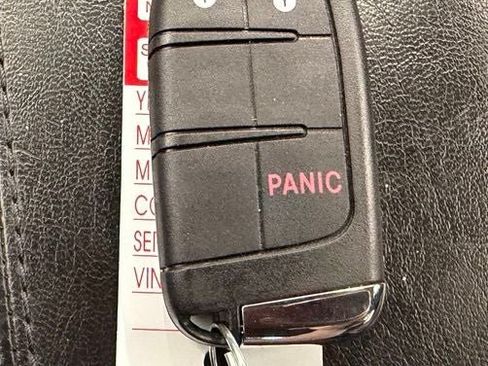 Used 2024 Jeep Compass Trailhawk AWD/4WD image 24