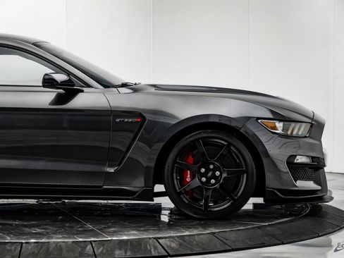 Used 2016 Ford Mustang Shelby GT350R w/ GT350R Equipment Group 920A RWD image 22
