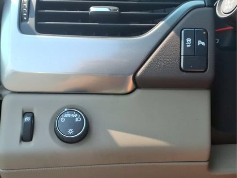 Used 2017 Chevrolet Tahoe LS RWD image 15