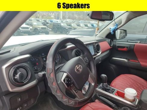 Used 2023 Toyota Tacoma SR5 image 9