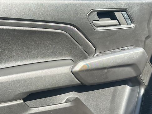 Used 2024 Chevrolet Colorado Trail Boss w/ Technology Package image 16