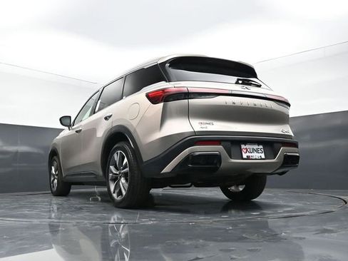 Used 2023 INFINITI QX60 Luxe image 46