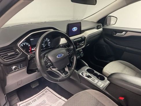 Used 2021 Ford Escape SE w/ Cold Weather Package image 13