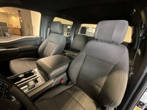 Used 2024 Ford F150 XLT w/ XLT Black Appearance Package image 11