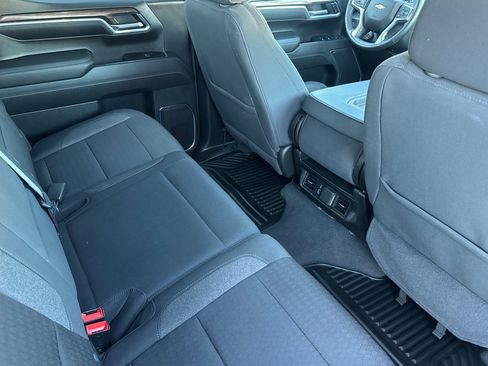 Used 2024 Chevrolet Silverado 1500 LT image 18