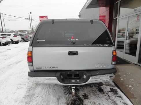 Used 2000 Toyota Tundra SR5 image 4