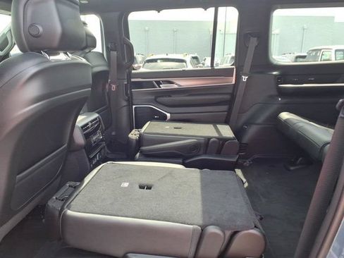 New 2026 Jeep Grand Wagoneer Limited AWD/4WD image 16