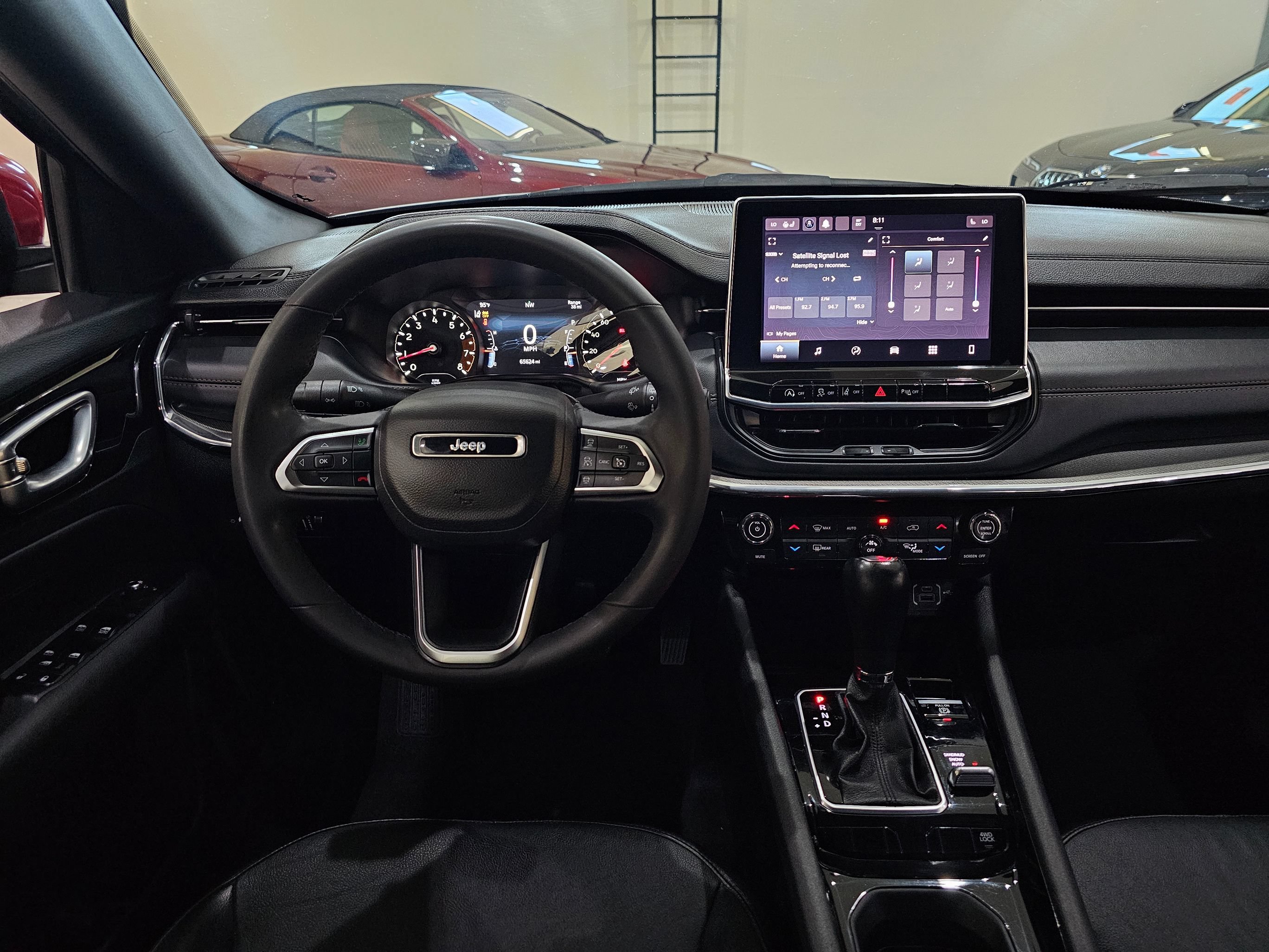 Used 2023 Jeep Compass Limited AWD/4WD image 24