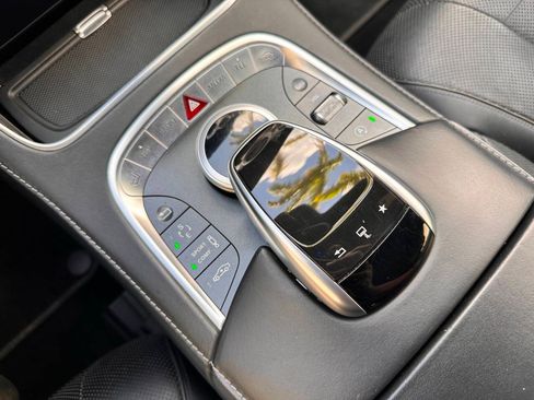 Used 2015 Mercedes-Benz S 550 4MATIC Sedan image 21