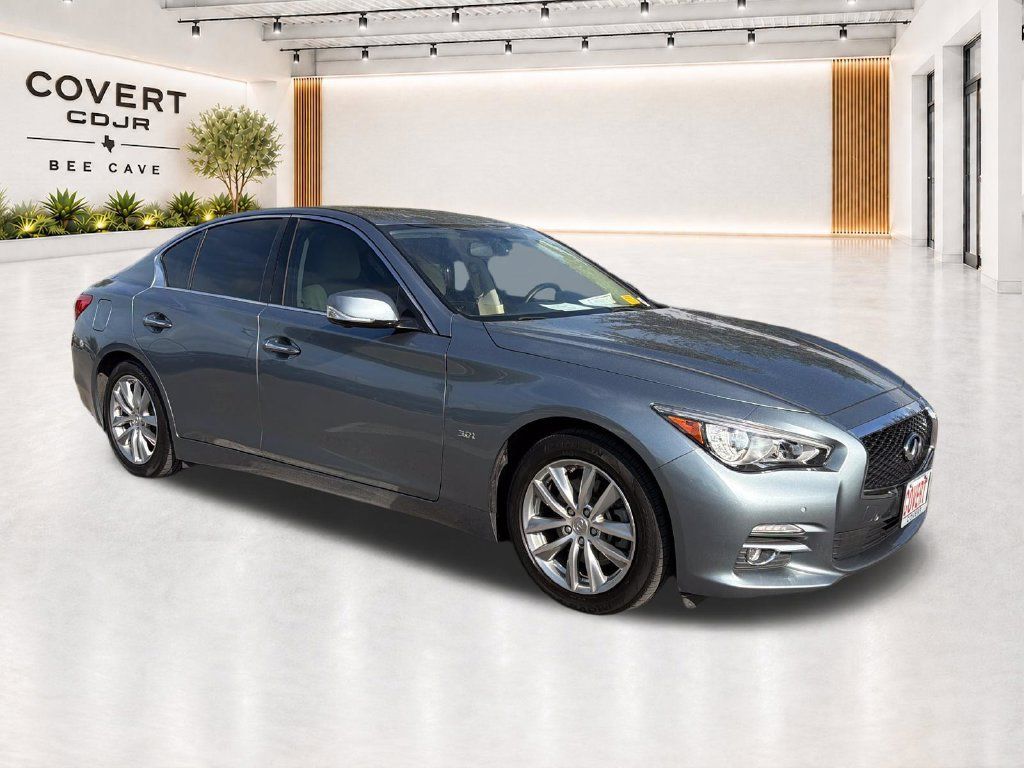 Used 2016 INFINITI Q50 3.0t Premium w/ Driver Assistance Package RWD 360° Tour