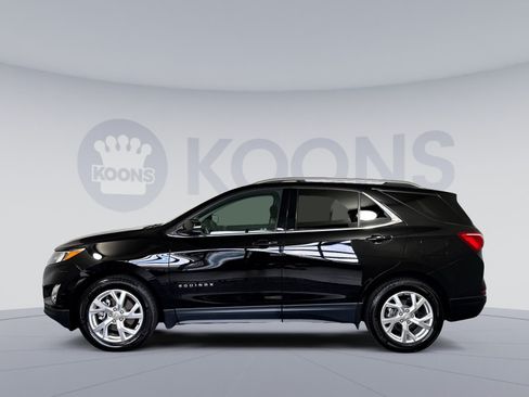 Used 2019 Chevrolet Equinox LT FWD image 2