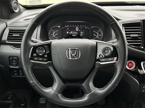 Used 2022 Honda Passport Elite image 14