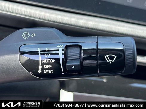 New 2025 Kia EV6 Light w/ Light LR Technology Package image 18