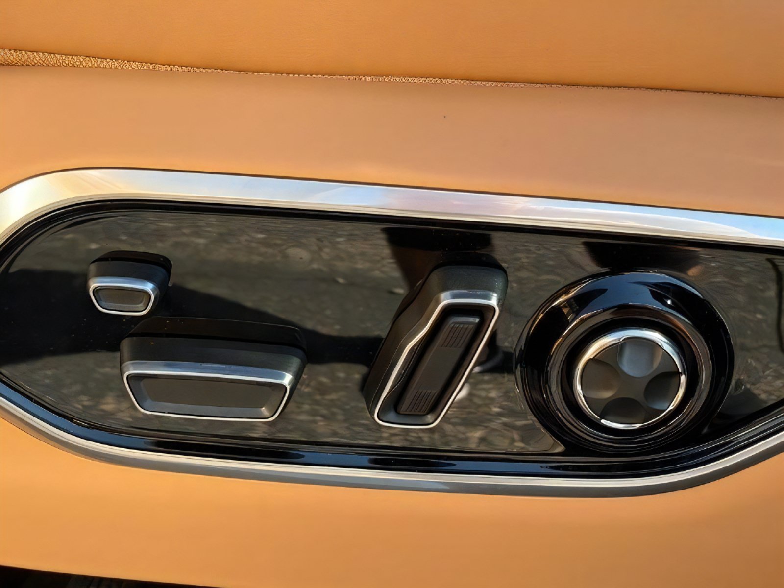 New 2027 Jeep Grand Cherokee Summit AWD/4WD image 18