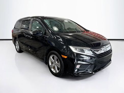 Used 2018 Honda Odyssey EX image 3