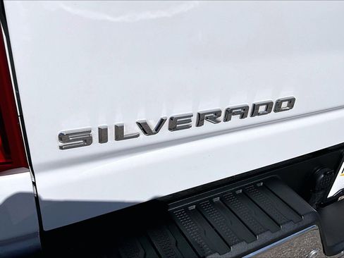 Used 2020 Chevrolet Silverado 2500 LTZ image 25