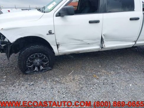Used 2018 RAM 2500 SLT image 14