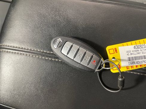 Used 2023 Nissan Altima 2.5 SV image 26