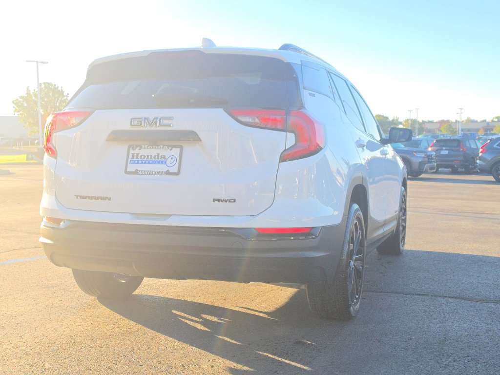 Used 2021 GMC Terrain SLT w/ Elevation Edition AWD/4WD image 9