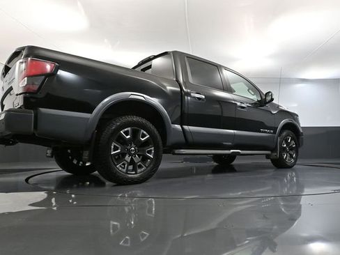 Used 2021 Nissan Titan Platinum Reserve w/ Moonroof Package image 57