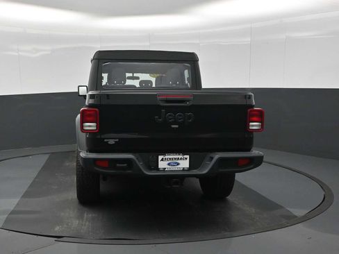 Used 2022 Jeep Gladiator Sport w/ Trailer Tow Package AWD/4WD image 8