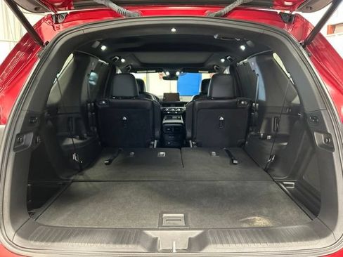 Certified 2025 Honda Pilot TrailSport image 23