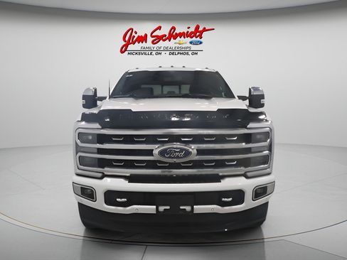 Used 2024 Ford F250 Platinum AWD/4WD image 4