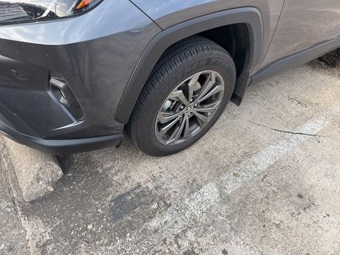 Used 2024 Toyota RAV4 Limited image 11