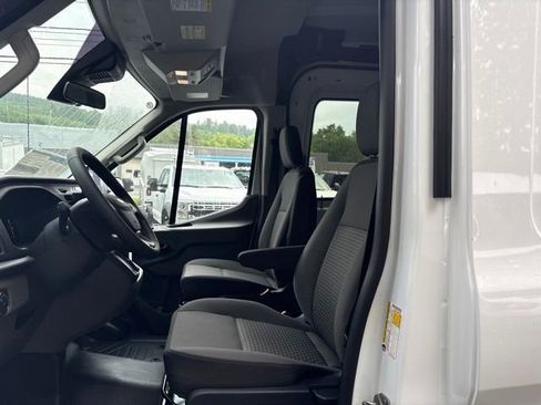 New 2026 Ford Transit 150 148 Medium Roof AWD image 19
