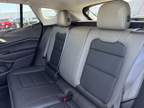 Certified 2025 Chevrolet Trax ACTIV w/ Driver Confidence Package image 29