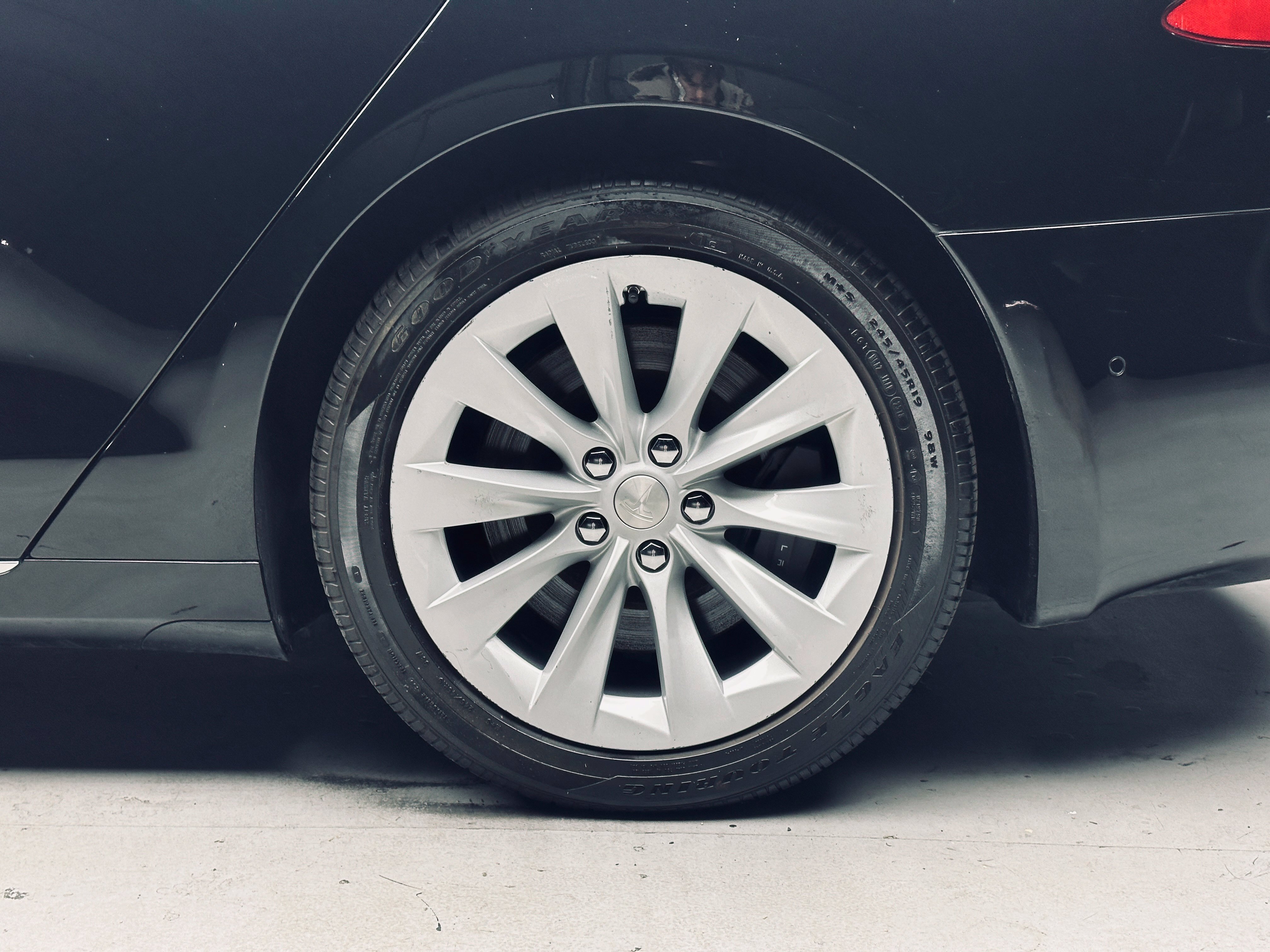 Used 2018 Tesla Model S 75D AWD/4WD image 36
